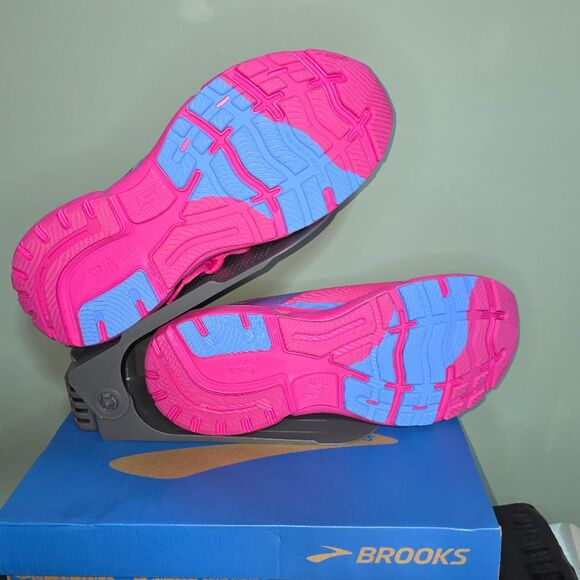 Brooks Women's Ghost 15 running shoe in the "Pink Glo/Blue/Fuchsia" Size:m12 - Picture 6 of 8
